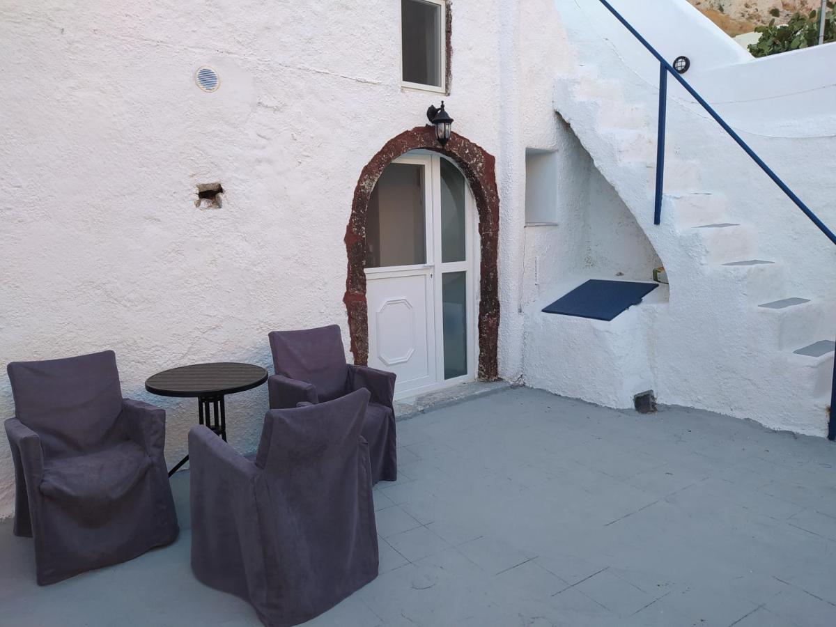 Mentoras' Complex Appartement Emporio  Buitenkant foto